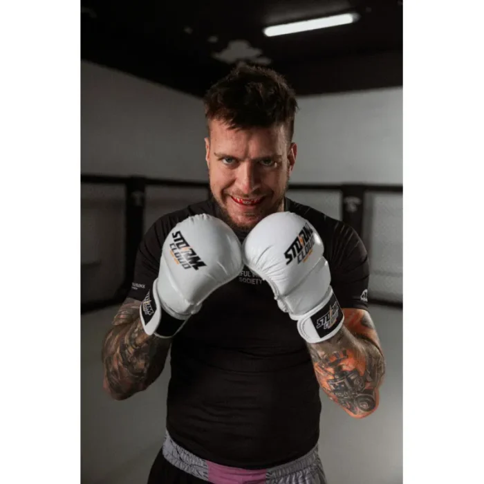 stormcloud-rekawice-mma-hurricane-20-biale-7oz (1) stormcloud-rekawice-mma-hurricane-20-biale-7oz (1)